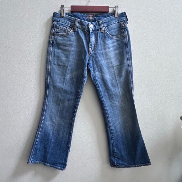 7 For All Mankind Cropped Flared Women's Size 25x23 Mid Rise Jeans Medium Wash - Picture 1 of 8